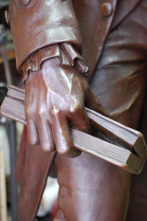 Thomas Jefferson hand by Anthony Frudakis.JPG